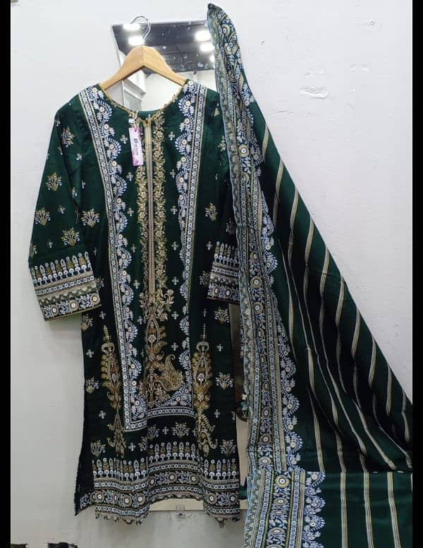 3PC PRINTED LAWN STICHED SUITS 10