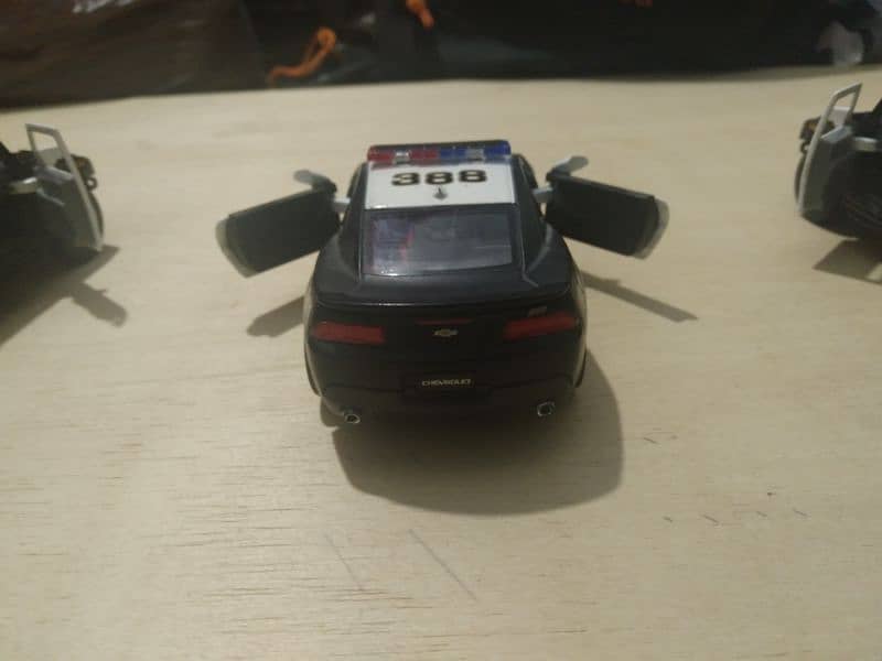 Kinsmart Diecast Police Car Toy Set 2