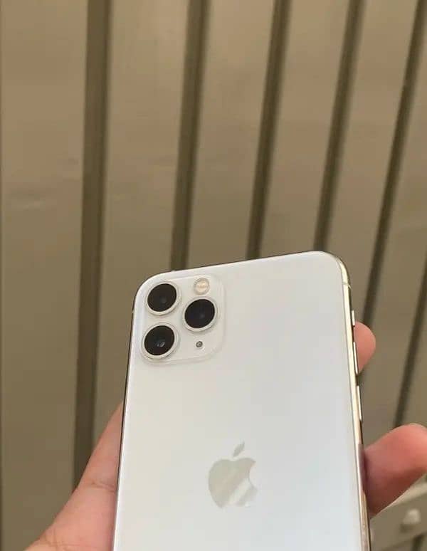 Iphone 11 pro 7