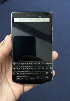 blackberry Porsche 9983