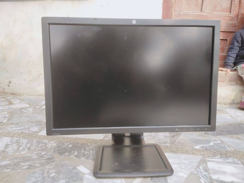 hp 24 inch led 0