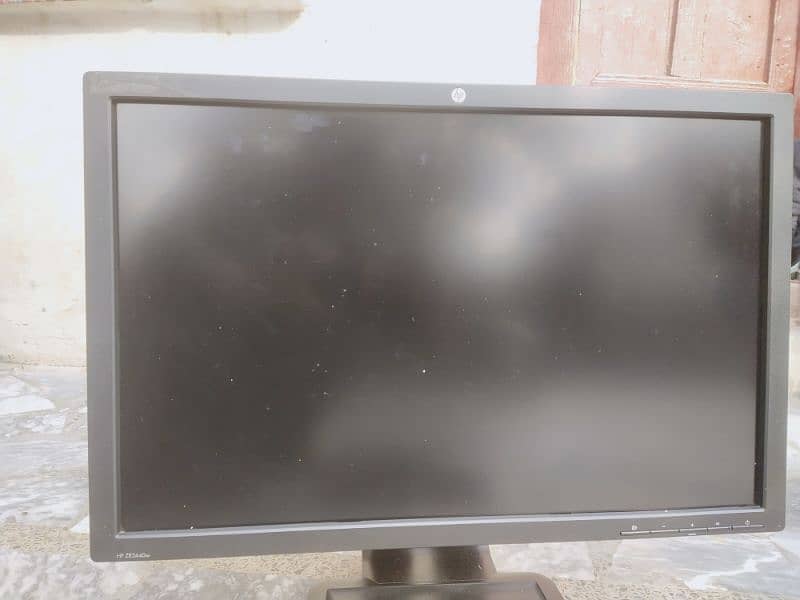 hp 24 inch led 4