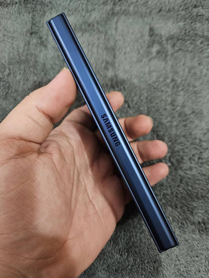 Samsung Galaxy Z Fold 6 8