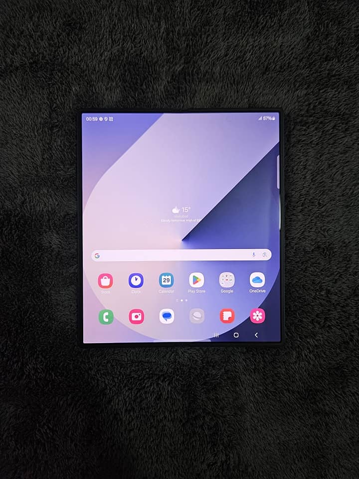 Samsung Galaxy Z Fold 6 11