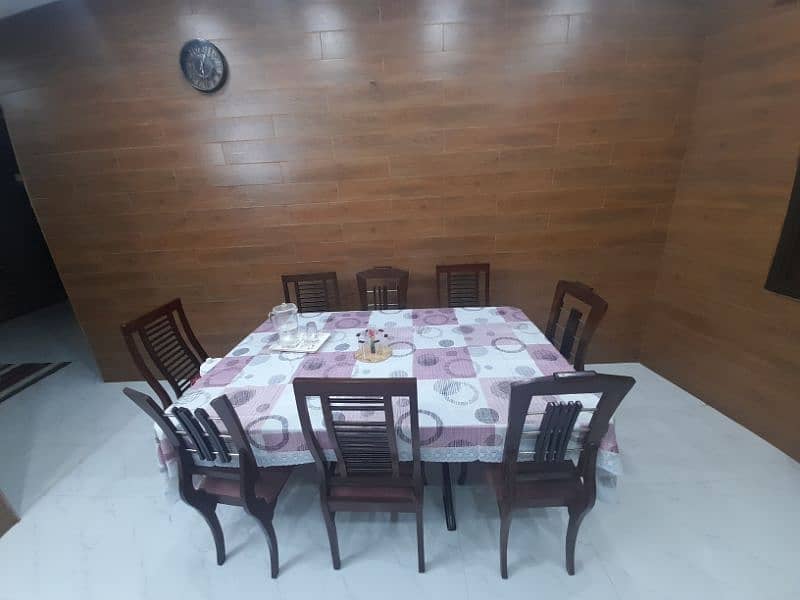 DINNING TABLE FOR SALE 4