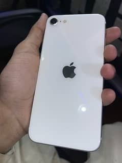 iphone se 2020 for sall 32500 Rs.