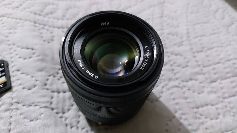 SONY A6000 ALPHA || LIKE NEW || HOME USED || 2 LENSES 8