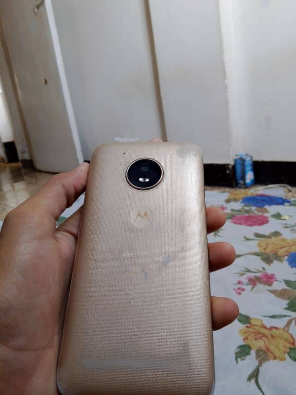 moto e4 2