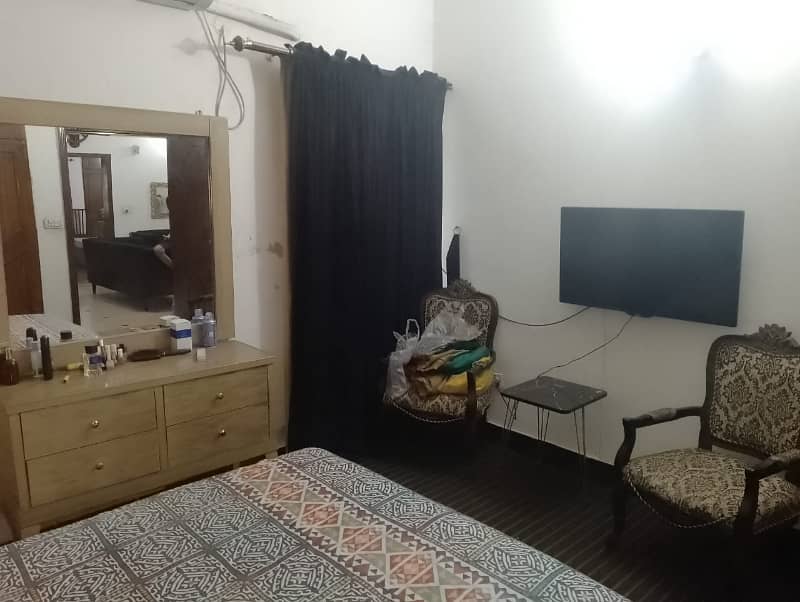 05 MARLA LOWER PORTION FOR RENT IN JOHAR TOWN LAHORE. . 0