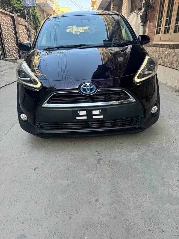 Toyota Sienta 2018 3