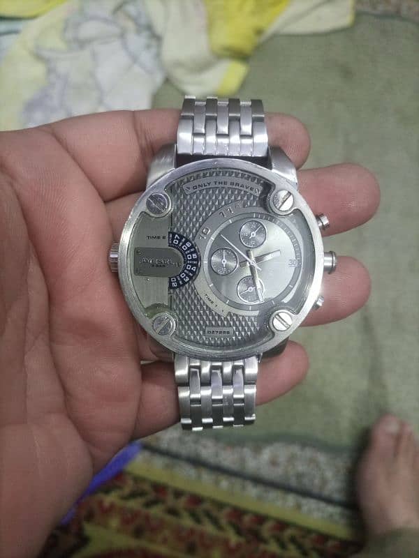 I sell 100% original diesel watch in 10 by 10 condition 1