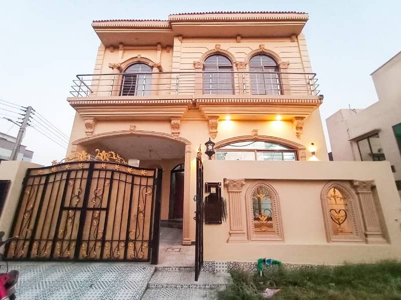 5 MARLA SPANISH HOUSE FOR SALE IN DHA 0