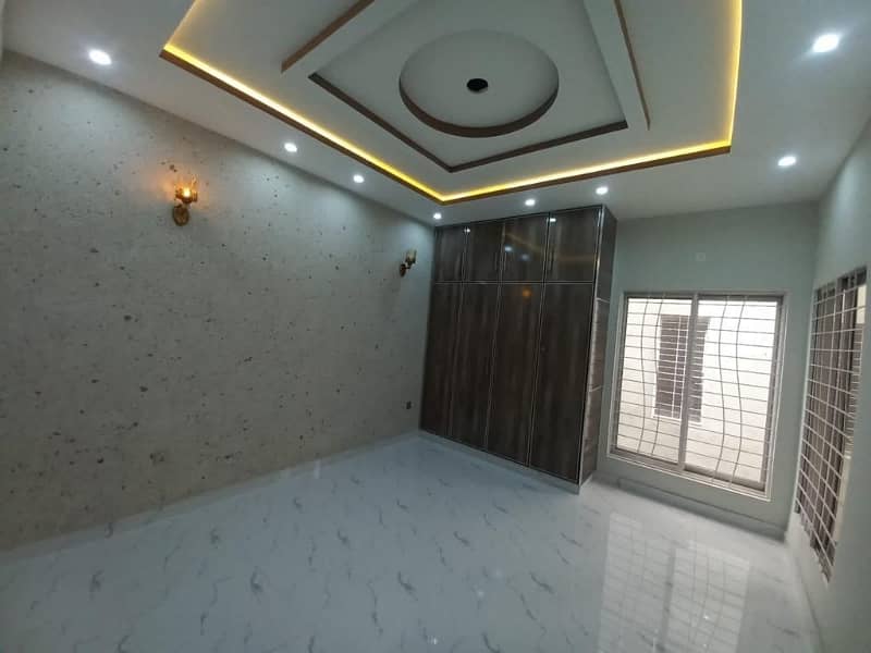 7 MARLA BRAND NEW DESIGNER HOUSE IN DHA RAHBAR 21