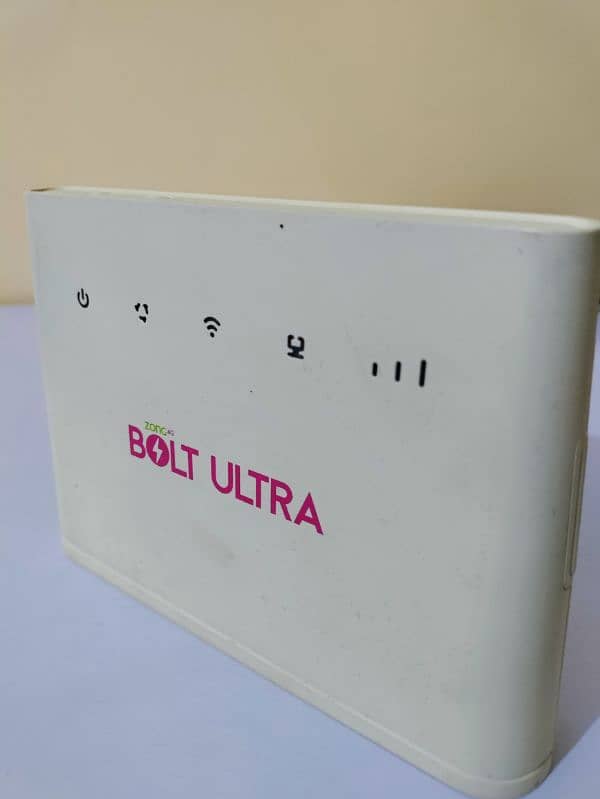 Zong Bolt ultra 4G LTE Sim router 0