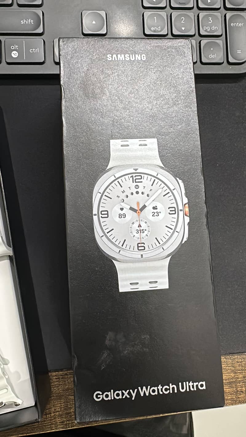 Samsung Galaxy Watch Ultra 0