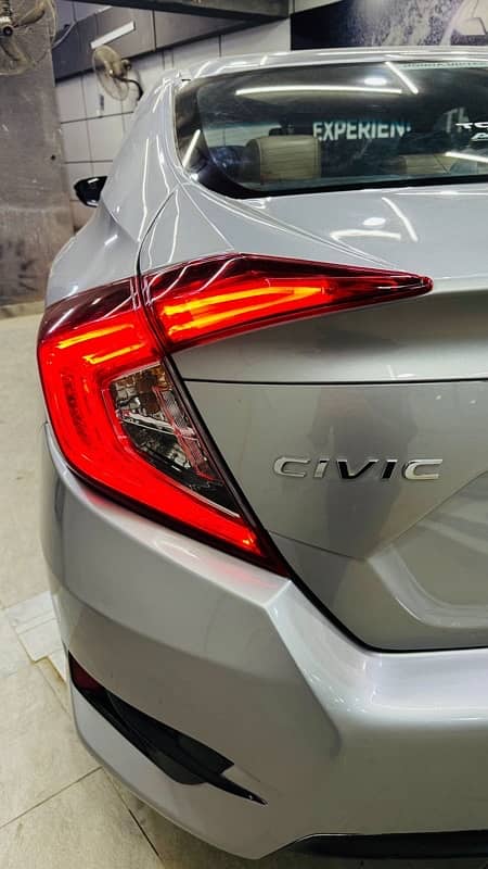 Honda Civic Ug 2018 7