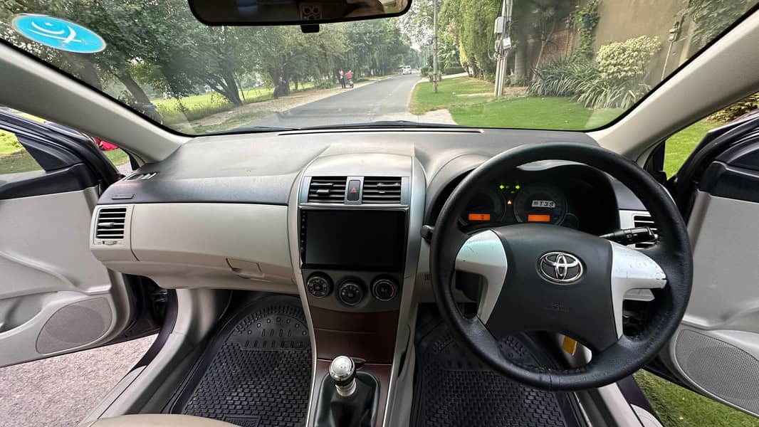 Toyota Corolla Altis 2012 5