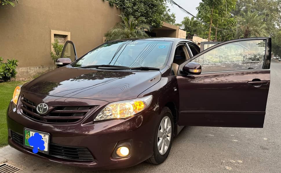 Toyota Corolla Altis 2012 13