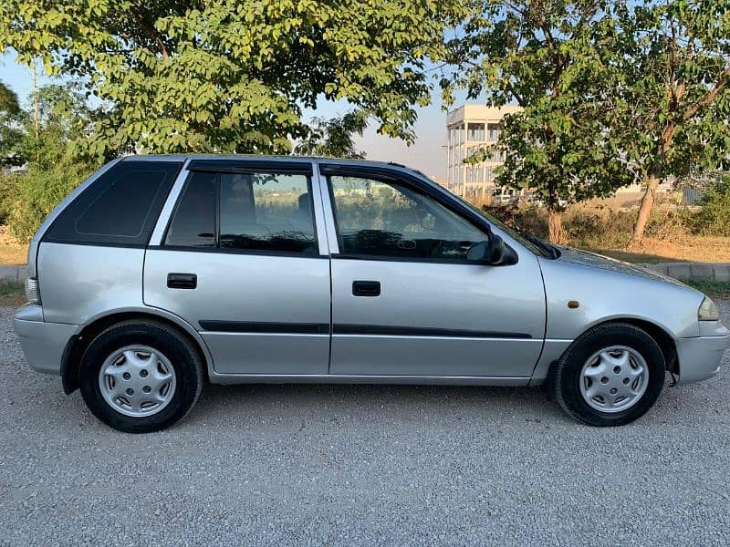 Suzuki Cultus VXR 2015 1