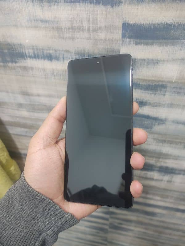 MOTO EDGE 30 PRO PTA 8/512 2