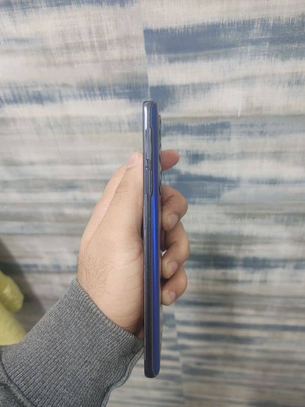 MOTO EDGE 30 PRO PTA 8/512 3