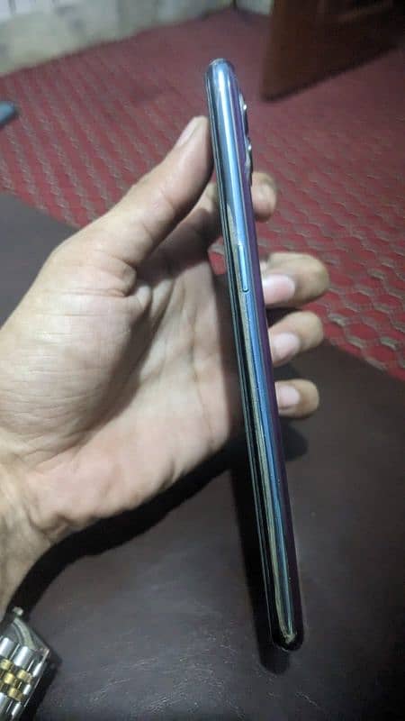 Oppo F17PRO 8/128 Only set with CNIC copy panel change urgent sale . . 1