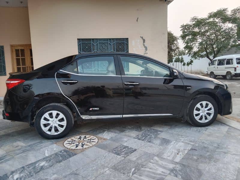 Toyota Corolla XLI 2015 3