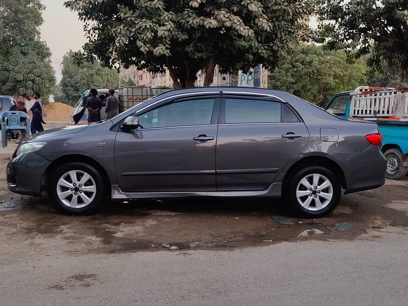 Toyota Corolla Altis 2010 9