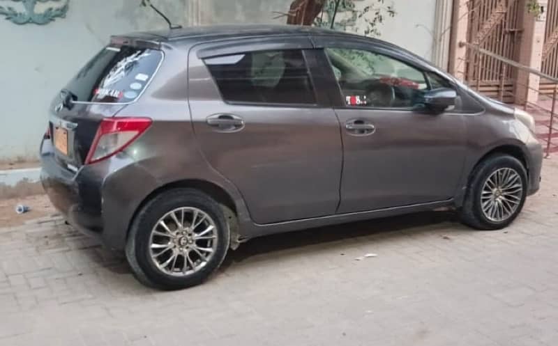 Toyota Vitz 2011 2