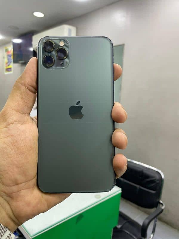 Iphone 11 pro max 14