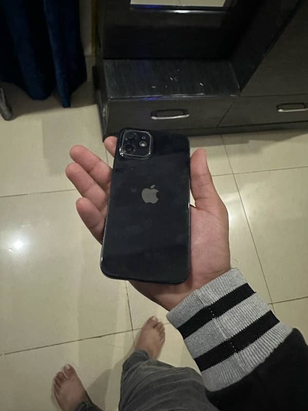 IPhone 12 64GB Black 1