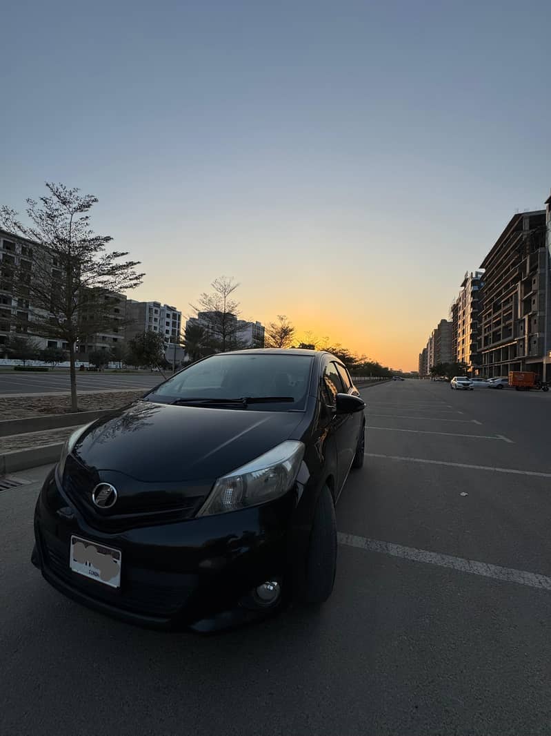 Toyota Vitz 2012/15 4