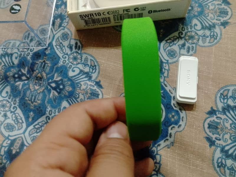 Sony fitness band 3