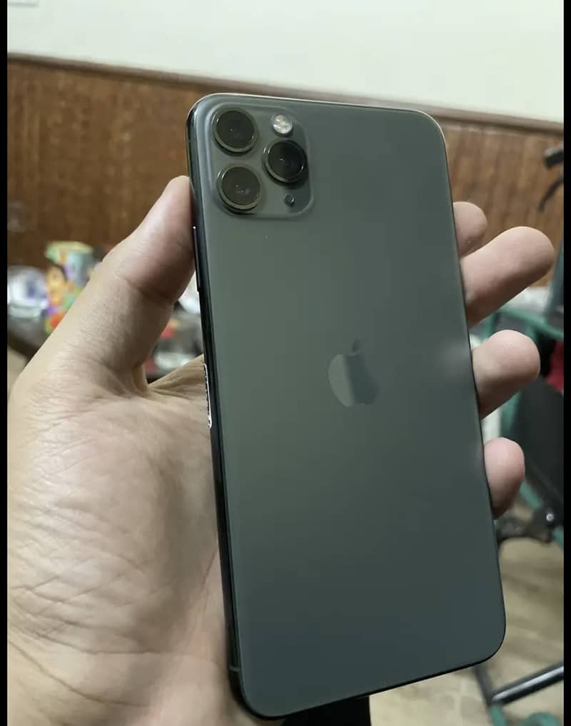 Iphone 11 pro max 76% battery health JV Contact Whatsapp 3