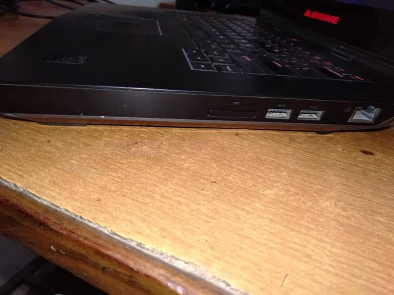 DELL ALIENWARE 4