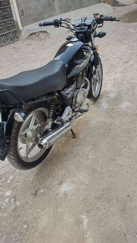 Suzuki GS SE 150 Model 2021 October Karachi number 6