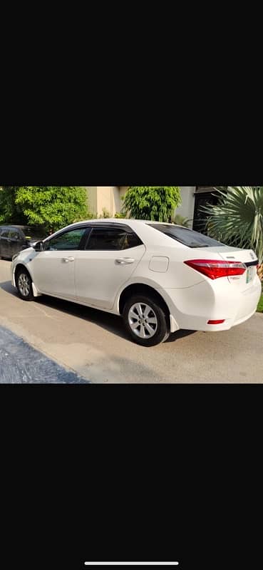 Toyota Corolla Altis 2015 6