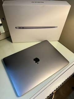 MACBOOK