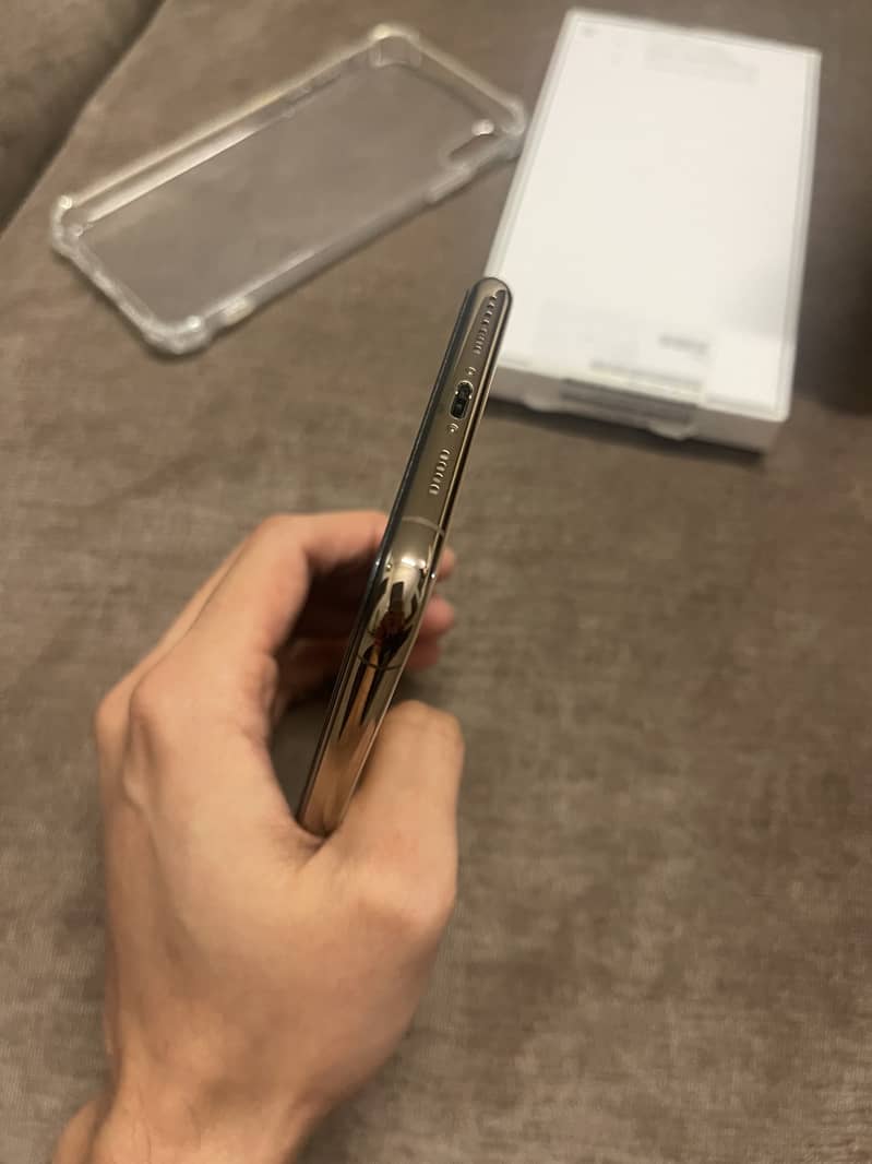 IPHONE XS MAX GOLDEN - PTA APPROVED @ 100% ORIGINAL 3