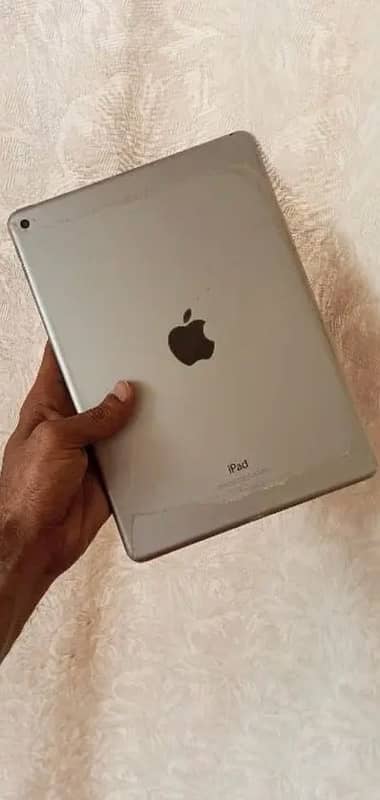 Apple iPad Air 2 0