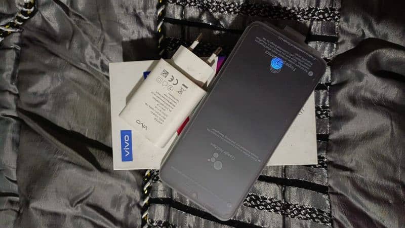 VIVO S1 COMPLETE BOX 3