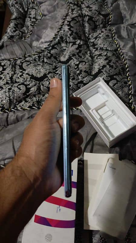 VIVO S1 COMPLETE BOX 9