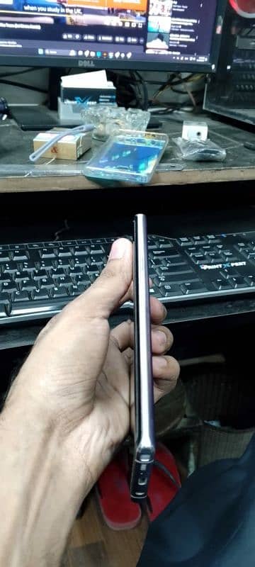 Sumsung Galaxy Note 9 4