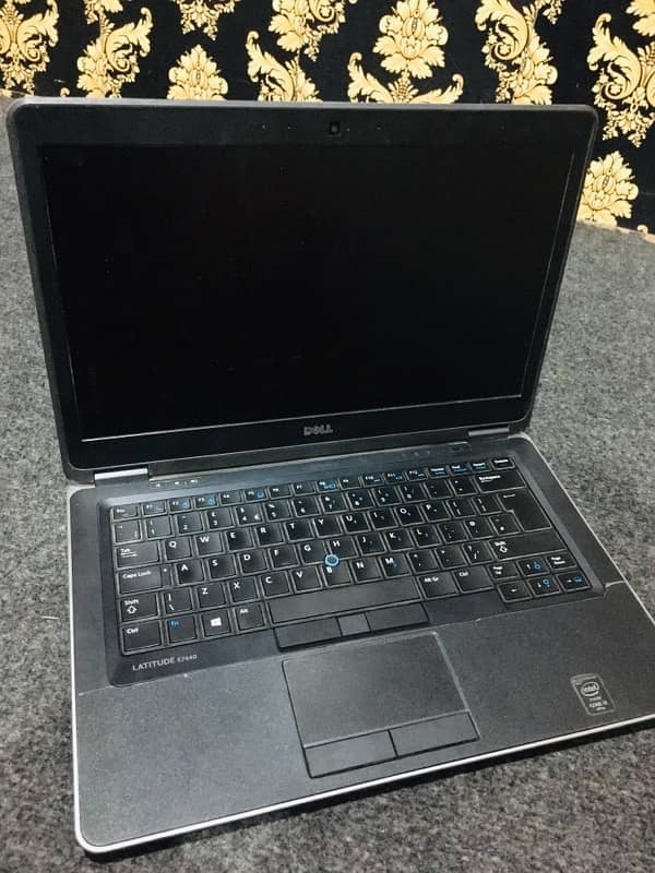 Latitude 7440 dell available for parts 1