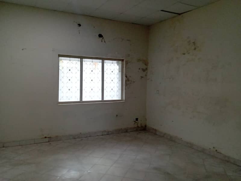 CANTT,4 KANAL BUILDING FOR RENT MM ALAM GULBERG AND GARDEN TOWN SHADMAN LAHORE 18