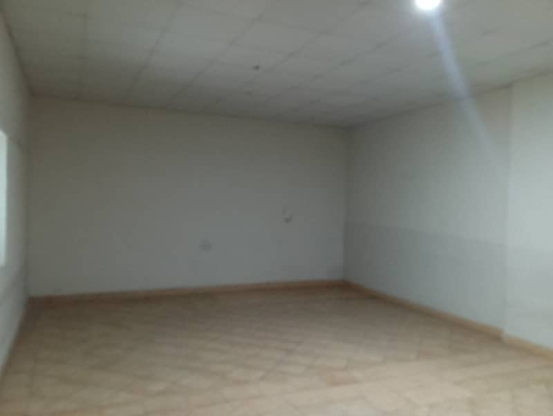 CANTT,4 KANAL BUILDING FOR RENT MM ALAM GULBERG AND GARDEN TOWN SHADMAN LAHORE 23