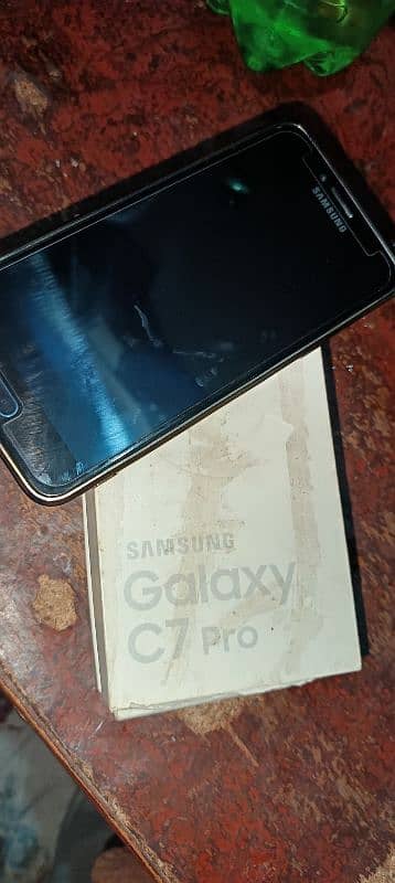 Samsung c7 pro 4/64 6