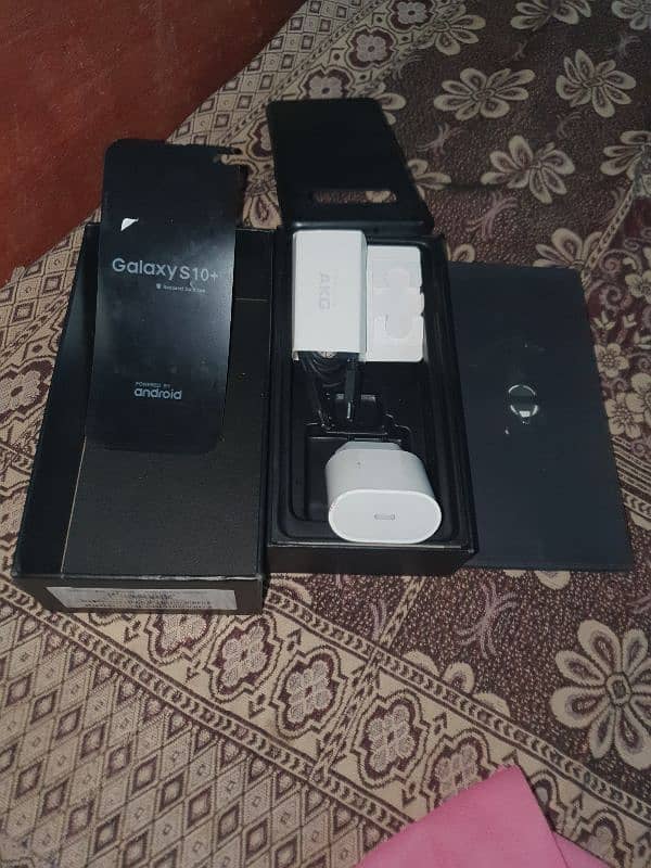 Samsung s10plus complete box 5