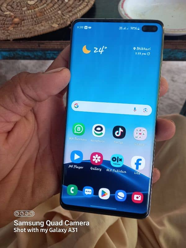 Samsung s10plus complete box 19