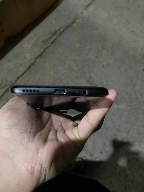 OnePlus 6 (6/64gb) Gaming Phone 4